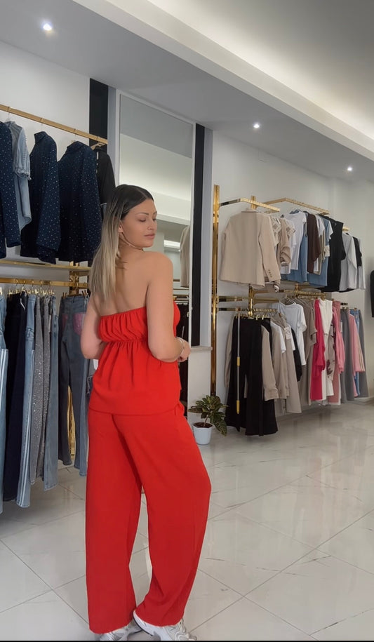 Completo Donna Rosso con Top a Fascia e Pantalone Palazzo