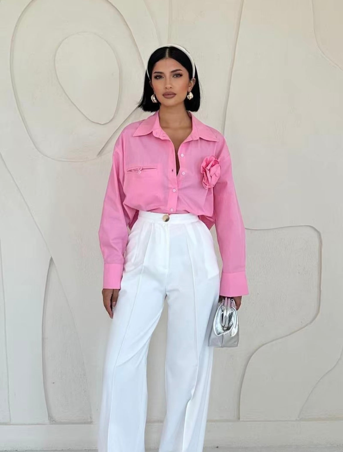 Camicia Rosa Cropped con Maxi Fiore