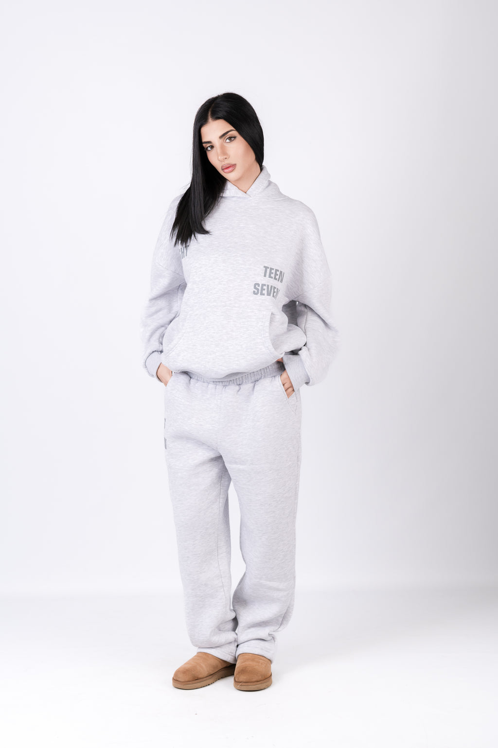 Tuta due pezzi felpata comoda