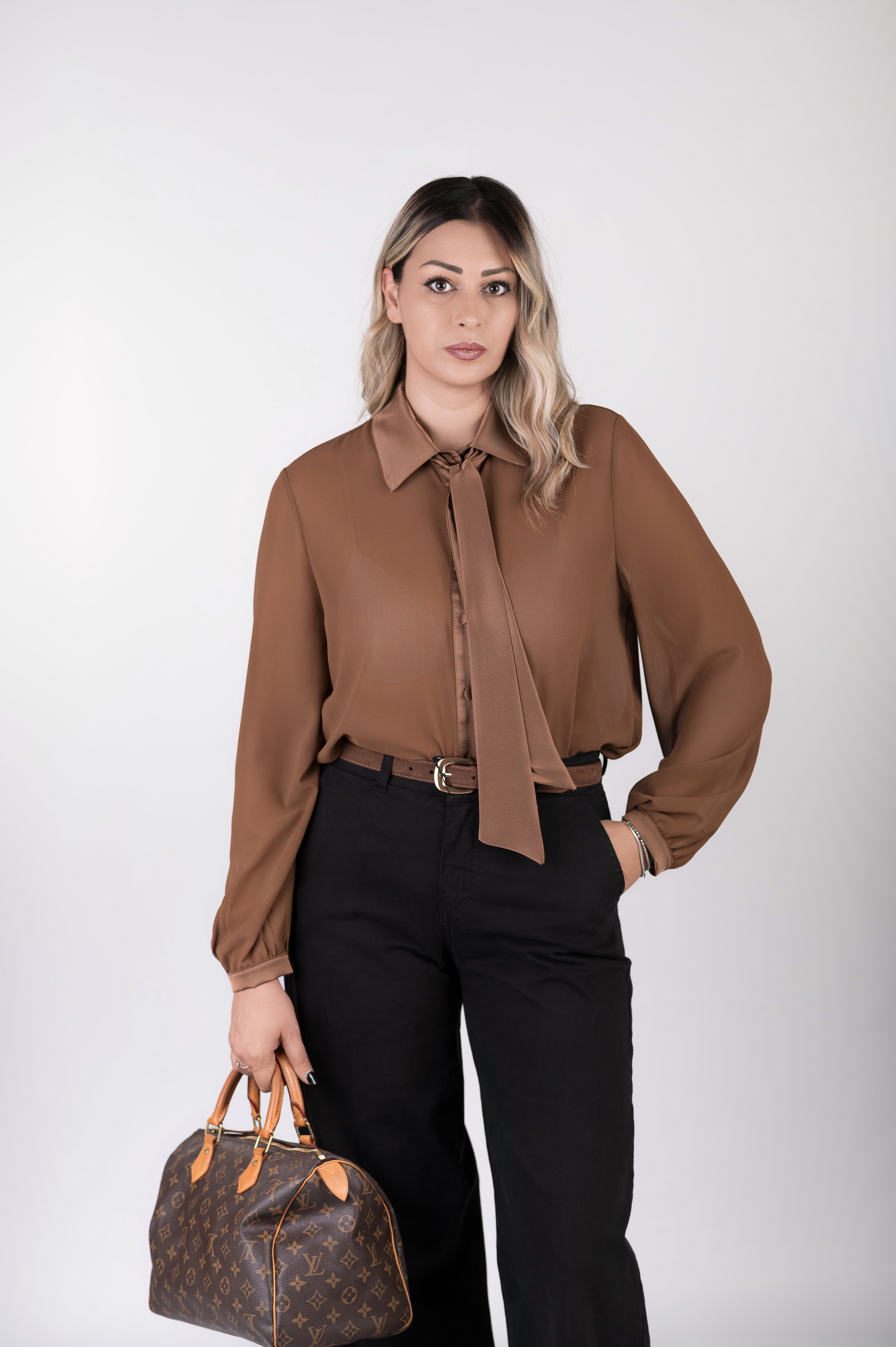 Camicia con cravatta