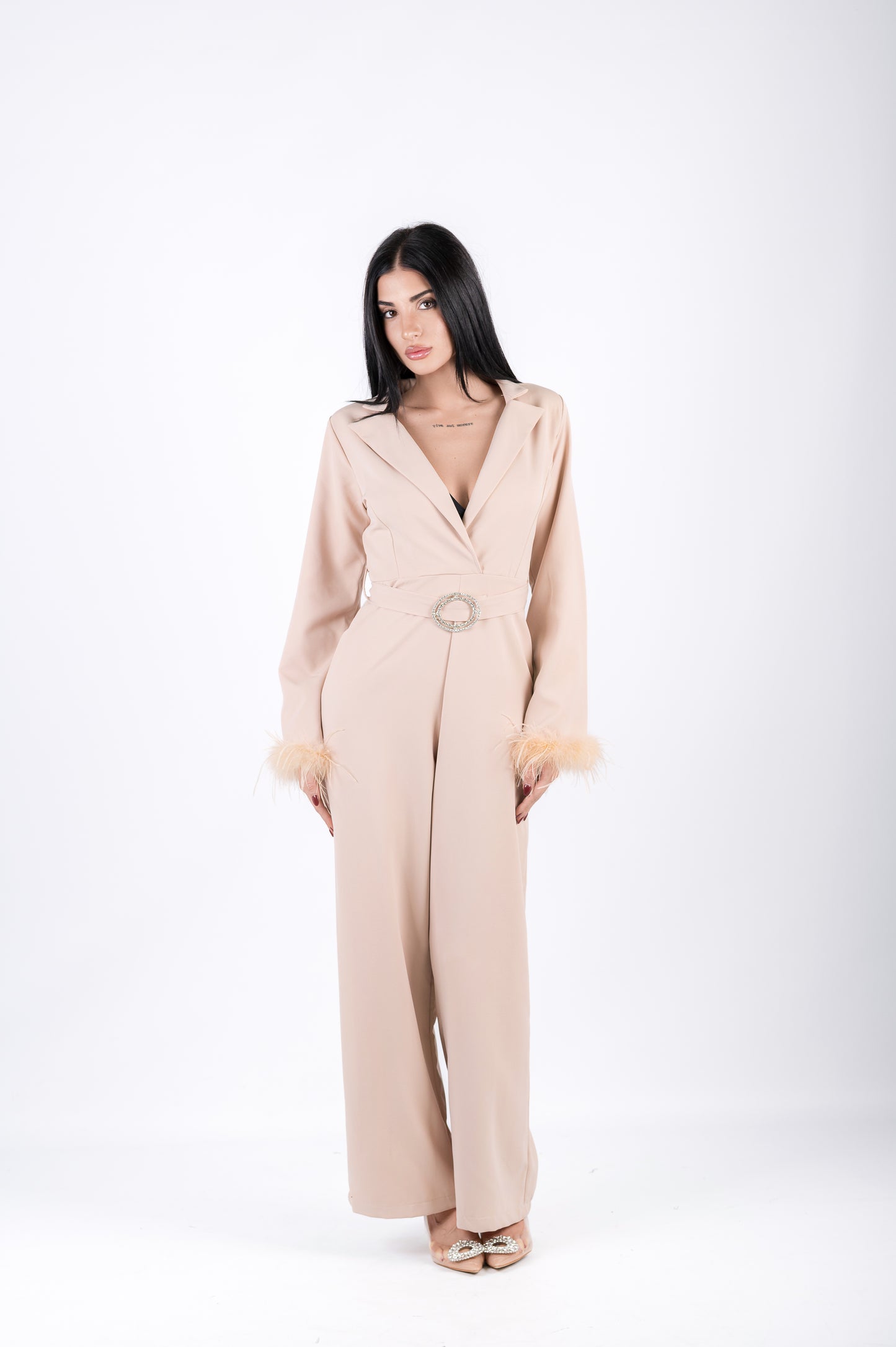 Tuta elegante donna con cintura