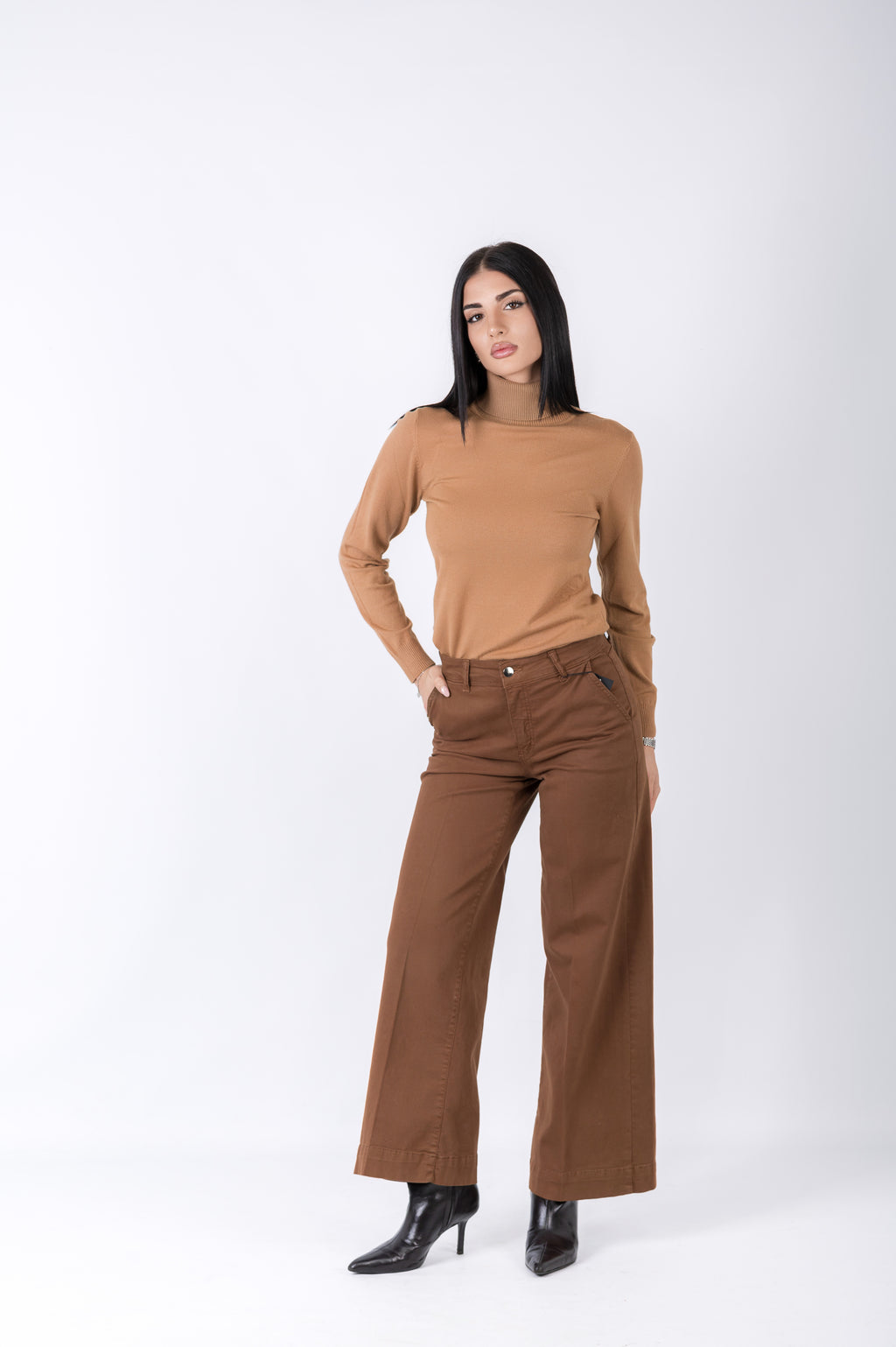 Pantalone effetto jeans casual