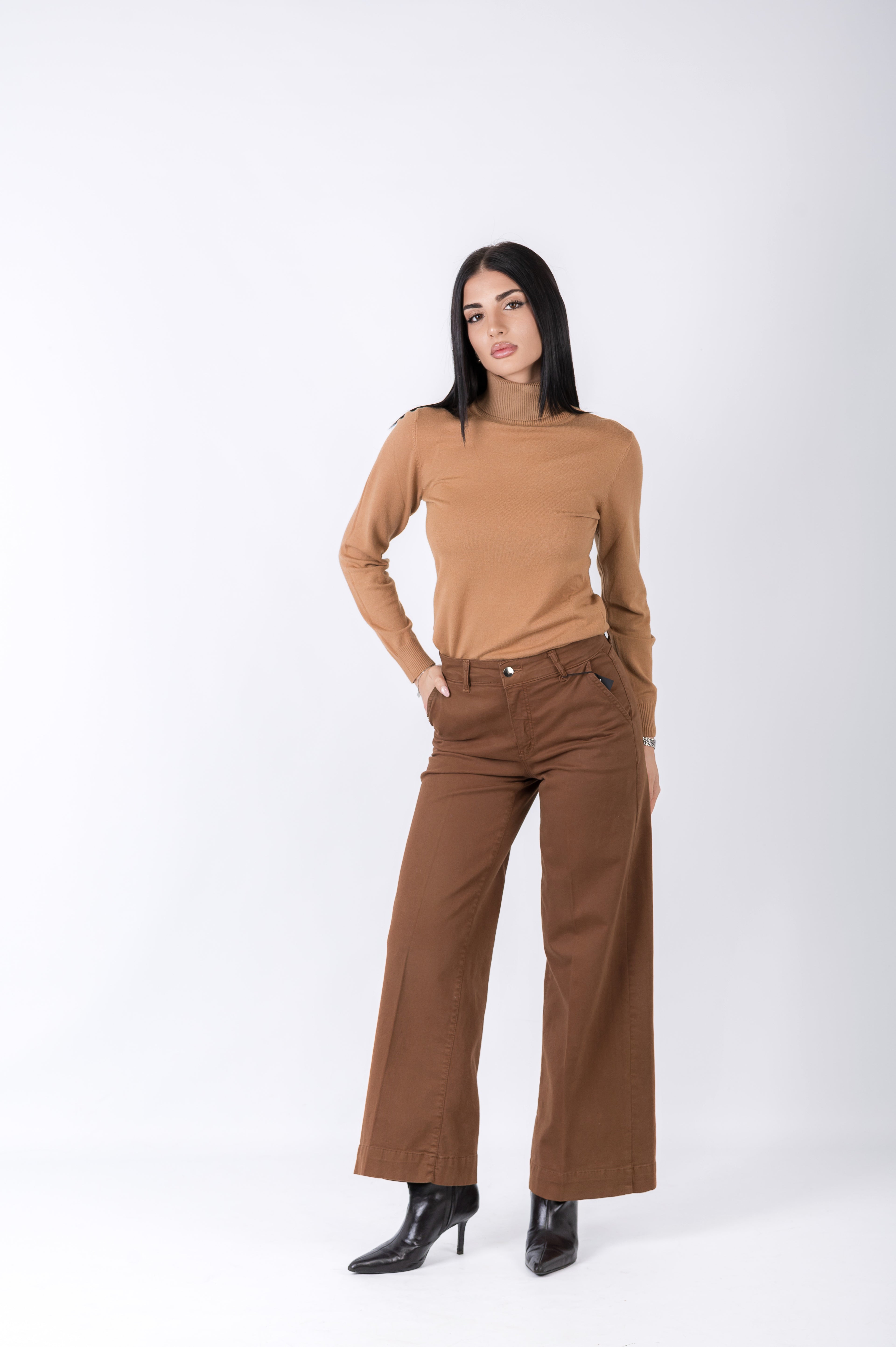 Pantalone effetto jeans casual