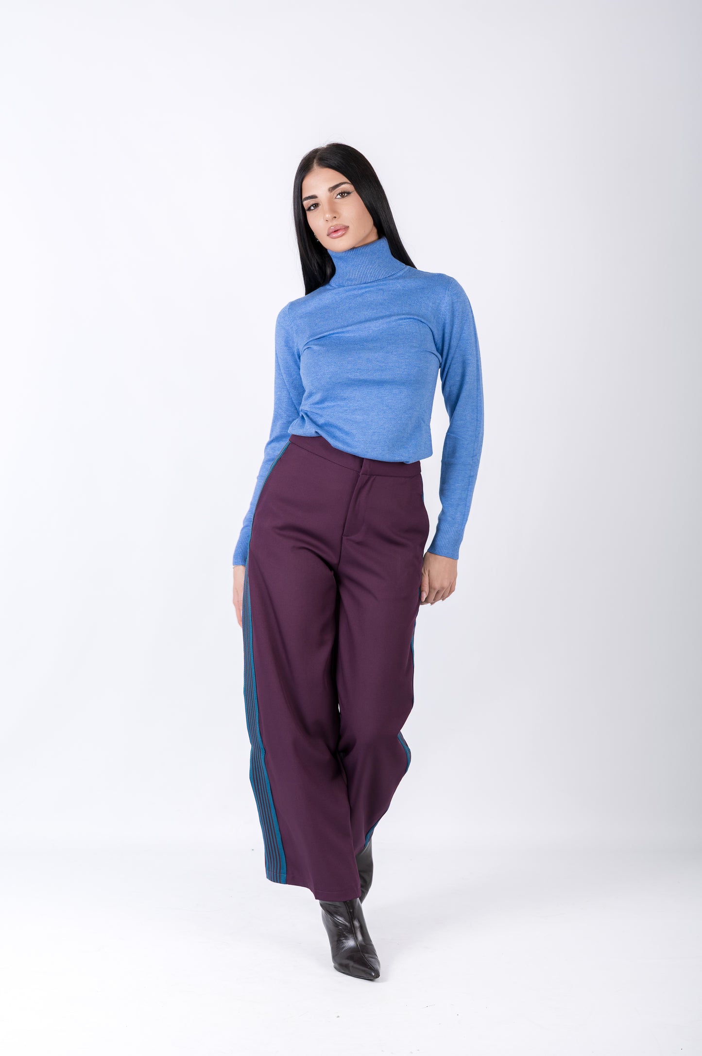 Pantalone donna gamba larga con banda laterale